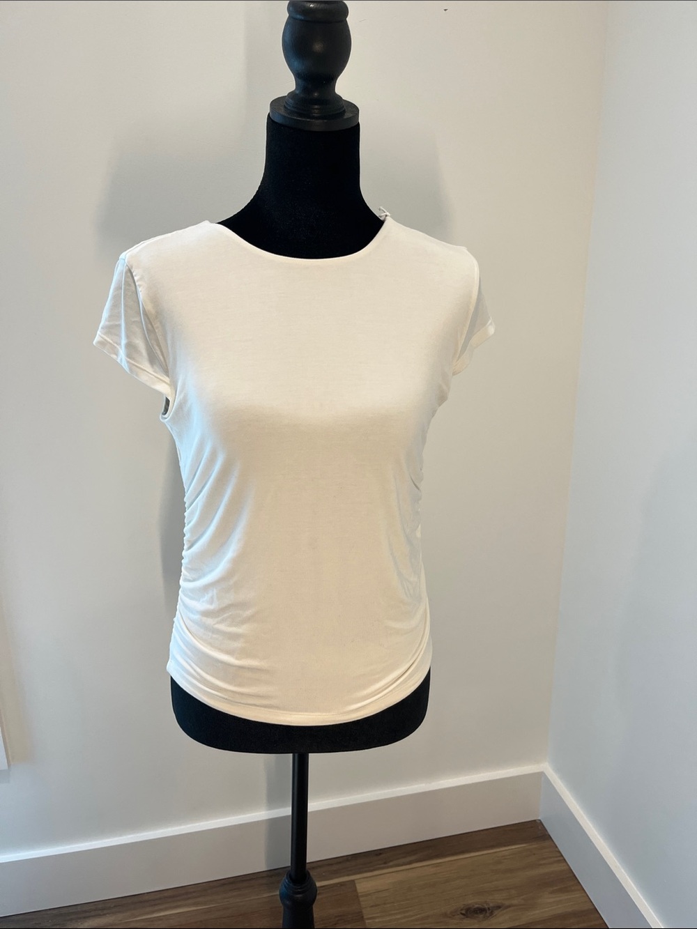 Women's Short Sleeve Crewneck Tee in White